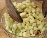 Foto langkah ke 4 dari resep Apple Crumble.