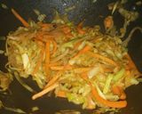 Foto del paso 3 de la receta: Rollitos de verdura y pavo al horno fácil