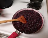A picture of step 1 of Blueberry Jam.