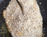 Foto del paso 5 de la receta: Pescado empanizado, verduras salteadas y papas al vapor