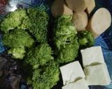 Foto langkah ke 1 dari resep Brokoli Butter sosis.