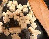Tofu édessavanyú szószban recept fázis 1 fotója