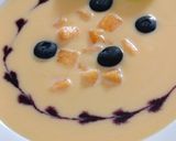 Tejszínes, vaníliás sárgadinnye krémleves recept fázis 3 fotója