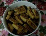 Foto langkah ke 8 dari resep Castengel tabur Keju.