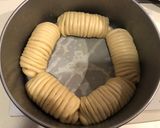A picture of step 7 of Wool Roll Bread - Spring onion & pancetta filling.