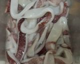 Foto langkah ke 1 dari resep Cumi goreng tepung simple aje.