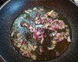 Foto del passaggio 1 della ricetta Straccetti di Manzo ai piselli