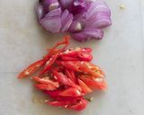 Foto langkah ke 1 dari resep Telur Dadar Daun Melinjo.