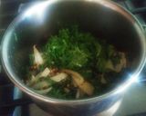 A picture of step 4 of A green koottu with Mung, green peas, and kale.