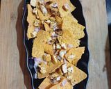 A picture of step 4 of Creamy Fried chicken Nachos.