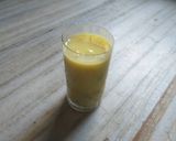 मिक्स फ्रूट लस्सी (Mix fruit lassi recipe in hindi) रेसिपी चरण 4 फोटो