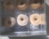 Foto langkah ke 6 dari resep Donat Simple.