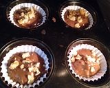 A picture of step 3 of Walnut Brownie cupcakes.