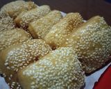 Foto langkah ke 5 dari resep Odading / Kue Bantal.