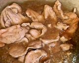 รูปขั้นตอนการทำที่ 3 ของ หมูผัดน้ำมันหอยราดคะน้า