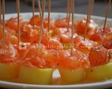 Une image de l'étape 6 de Saumon gravlax à la vodka et betterave.