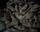 A picture of step 4 of Chicken, pasta and mchicha #maindish#teamalpha#luhyalocaldishes.