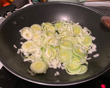 Foto del paso 1 de la receta: Sopa de queso Cheddar con brócoli