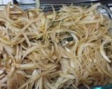 Foto del paso 6 de la receta: Bondiola de Cerdo marinada, con cebolla a la naranja
