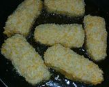 Foto langkah ke 6 dari resep Pisang crispy isi selai strawberry.