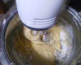 Hình bước làm 2 của món Bánh kem bằng nồi cơm điện