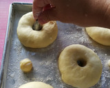 Foto langkah ke 2 dari resep Donat Empuk (rekomended).