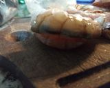 Foto del paso 2 de la receta: Pulpos a la provenzal, mejillones gratinados, rabas y langostino