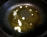 Foto del paso 3 de la receta: Bistec de ternera con champiñones y salsa verde al curry