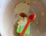 A picture of step 3 of Mini milk cookies.