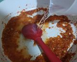 Foto langkah ke 2 dari resep Telor Ceplok Pedas.