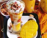 A picture of step 8 of Alphonso Mango mastani (Royal mango Mastani).