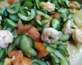 Foto langkah ke 2 dari resep 43. Tumis Timun Jepang Kyuri.