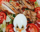 Hình bước làm 2 của món Salad rau củ ức gà