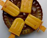 A picture of step 3 of Mango Popsicles.