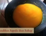 Foto langkah ke 4 dari resep Kepala Kakap Merah Bumbu Kuning ala Rianti Kitchen.