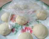 Foto langkah ke 4 dari resep *Donat Kampung Varian Topping (IRIT BAHAN+No Mixer).