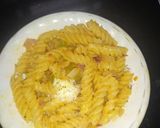 A picture of step 5 of Indian style pasta.