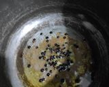 A picture of step 3 of Brown rice veg khichdi.