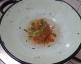 Foto langkah ke 3 dari resep Telor Ceplok Kuah Kecap.