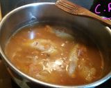 Foto del paso 3 de la receta: Rape en salsa con pimientos del piquillo