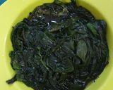 Foto langkah ke 1 dari resep Sup Rumput Laut Baso.