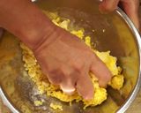 A picture of step 6 of Pumpkin Mochi.
