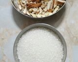 A picture of step 1 of Saffron Almond Milkshake.
