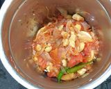 A picture of step 2 of Methi Malai Matar.