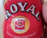 Foto del paso 2 de la receta: Galleta de harina de coco, cacao y maní, midiendo con tapita de polvo Royal®