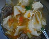 Foto langkah ke 5 dari resep Sup pangsit lezatos.