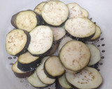 Foto del paso 1 de la receta: Berenjenas en Escabeche. Fácil