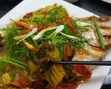 Hình bước làm 3 của món Cá hồng xám um dưa cải muối