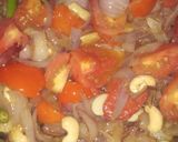 A picture of step 1 of Mushroom ki sabji.