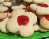 Foto del paso 12 de la receta: Galletitas con dulce